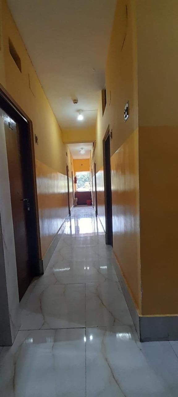 Narendra Niketan Hotel โกลกาตา ภายนอก รูปภาพ