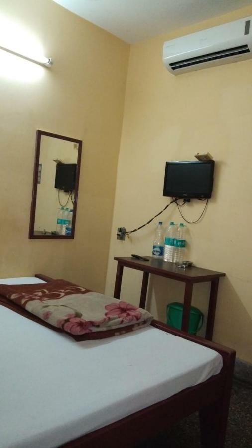 Narendra Niketan Hotel โกลกาตา ภายนอก รูปภาพ